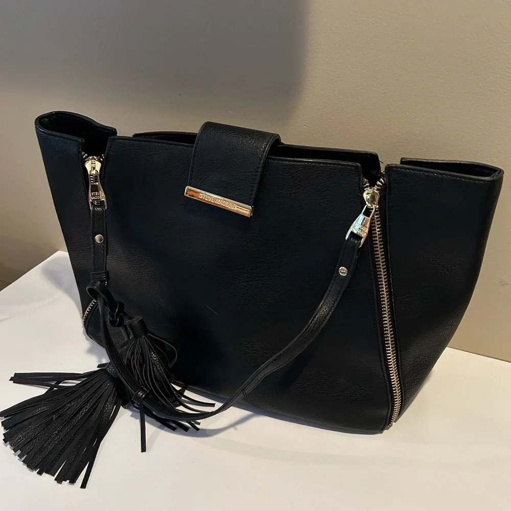 Steve Madden Large Black Vegan‎ Leather Shoulder Bag
